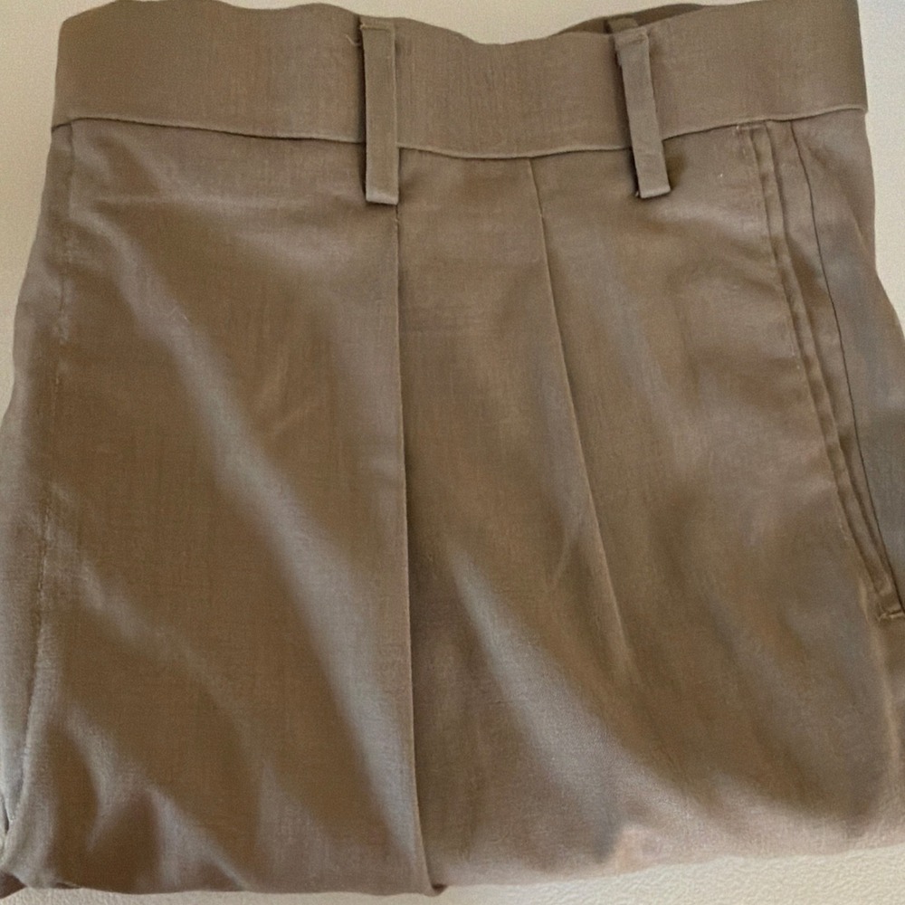 Roundtree & Yorke travelSMART Dress Pants Men 44x29 Brown Twill Pleated